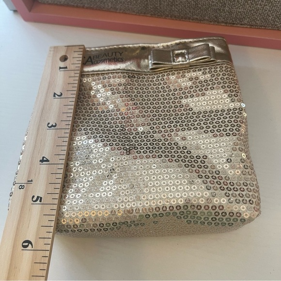 MICA Beauty Cosmetics Beauty Bundle NEW - Picture 14 of 16